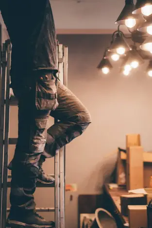 Instalații electrice, electrician